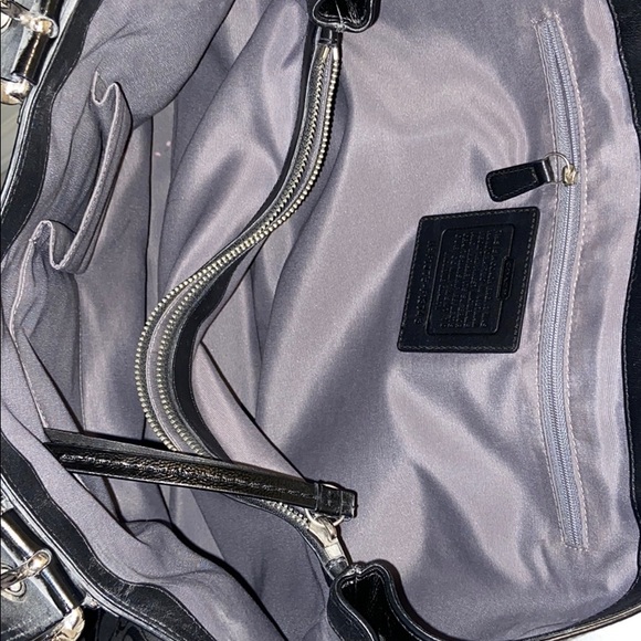 Black Signature Coach Handbag (F13743) - Picture 7 of 8